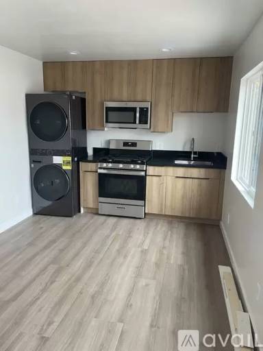 Main picture of 7356 Dinsdale St