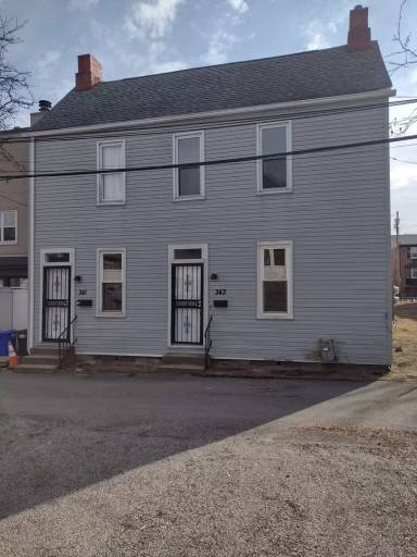 Main picture of 341 Rennig Way