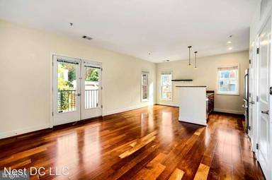Main picture of 1425 11th St NW