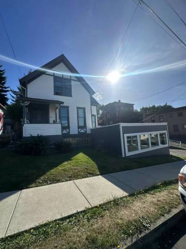 Main picture of 1229 Franklin Ave