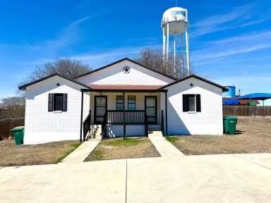 Main picture of 509 Meadow Frg