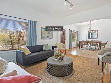 Main picture of 731 E Roosevelt Ave