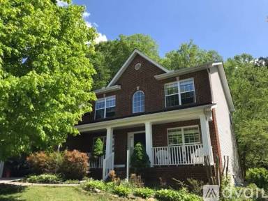 Main picture of 1443 Armiger Ln