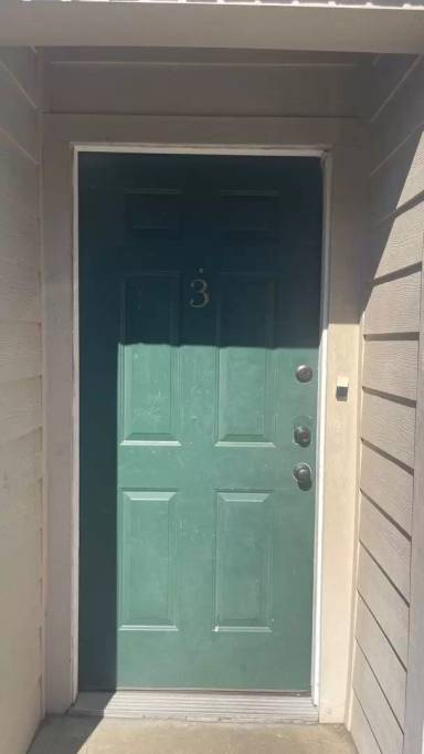 Main picture of 226 Muller St