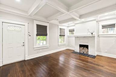 Main picture of 1494 Westwood Ave SW