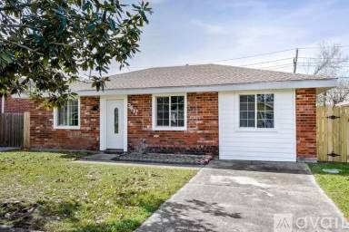 Main picture of 3417 W Louisiana State Dr