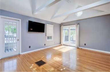 Main picture of 212 S Goodman St