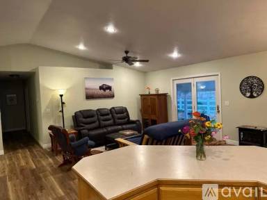 Main picture of 30 Birch Dr