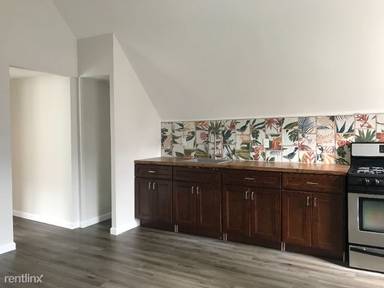 Main picture of 430 Bronx Park Ave