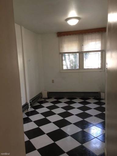 Main picture of 278 Bay 20th St