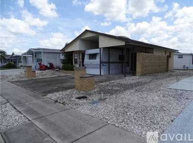 Main picture of 35040 Condominium Blvd