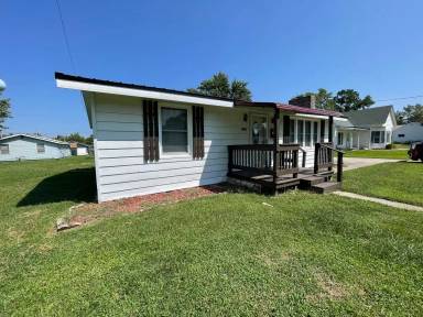 Main picture of 1217 W Centennial Ave