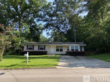 Main picture of 1904 Karen Ln
