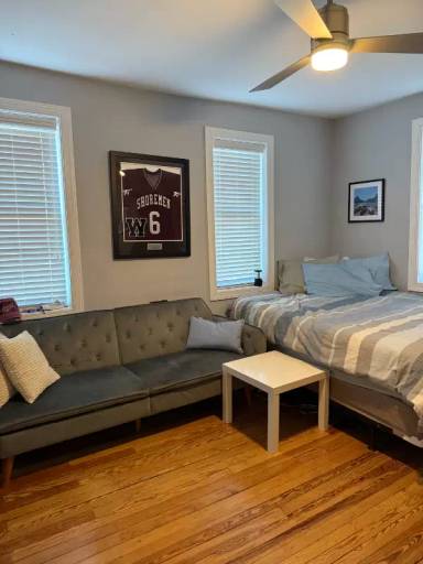 Main picture of 425 High St