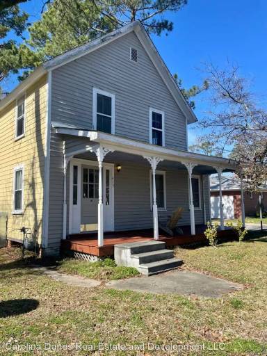 Main picture of 415 N Light St