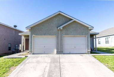 Main picture of 7226 Golf Way