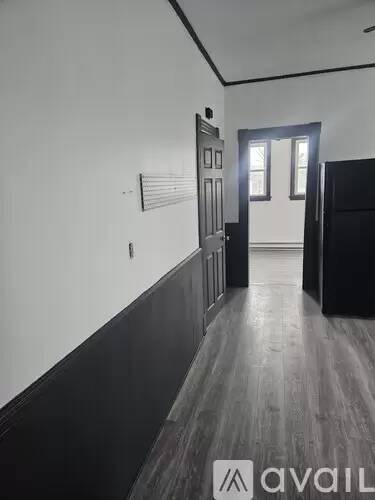 Main picture of 198 Park Ave