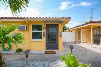 Main picture of 2600 N Paula Dr