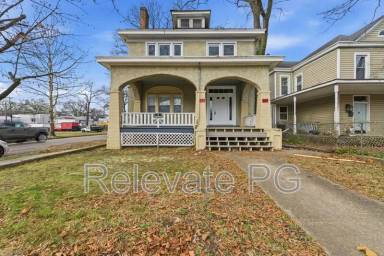 Main picture of 3100 1st Ave