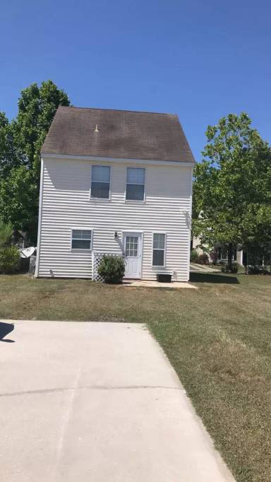 Main picture of 231 University Pkwy
