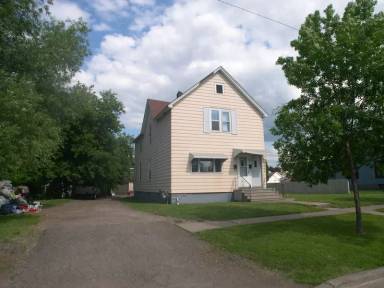Main picture of 6 S 61st Ave W