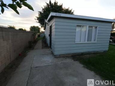 Main picture of 6732 Live Oak St