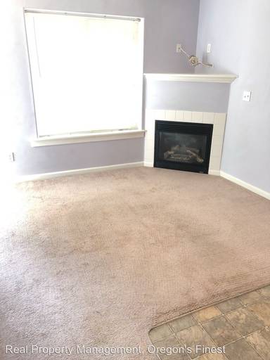 Main picture of 3119 SE Powell Valley Rd