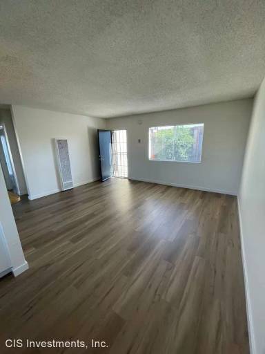 Main picture of 4174 36th St