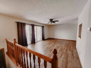 Main picture of 14332 Empire Ave
