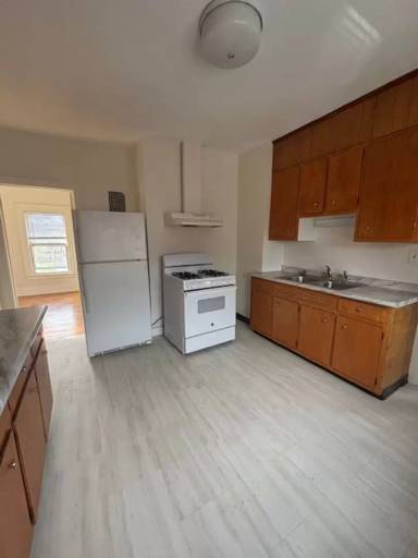 Main picture of 925 Westcott St