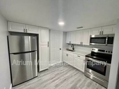 Main picture of 5305 N Boulevard