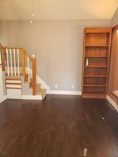 Main picture of 298 SE Wilson St
