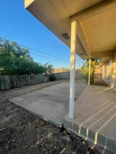Main picture of 948 Parkview Cir