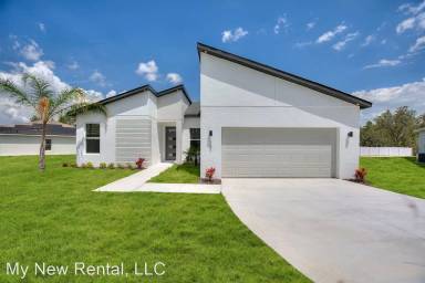 Main picture of 151 Maple Dr