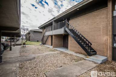 Main picture of 305 S 7th St