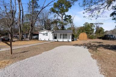 Main picture of 1315 Cade Hill Ave