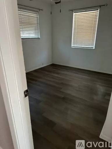 Main picture of 224 W Polk St