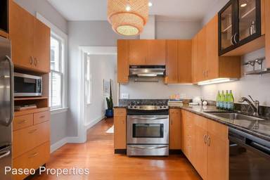 Main picture of 42 Service St