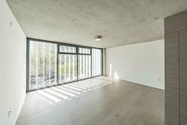 Main picture of 8 Octavia St
