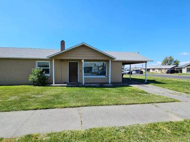 Main picture of 1104 S Grand Dr