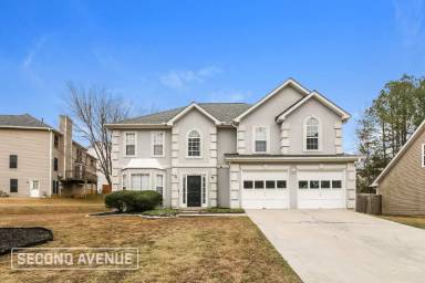 Main picture of 5681 Spring Mill Cir