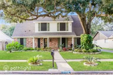 Main picture of 21318 Park Downe Ln