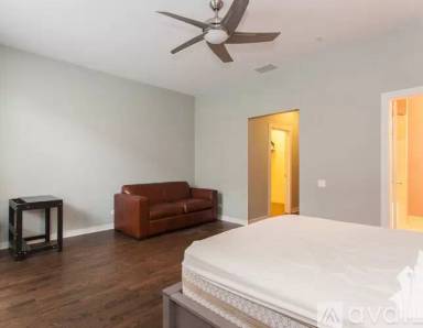 Main picture of 309 N Union Ave