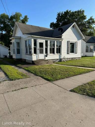 Main picture of 510 E Finley Ave