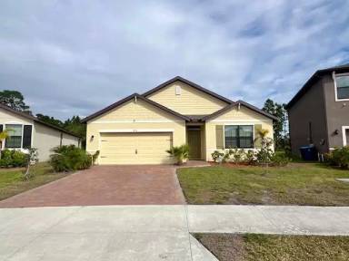 Main picture of 915 Remington Green Dr SE