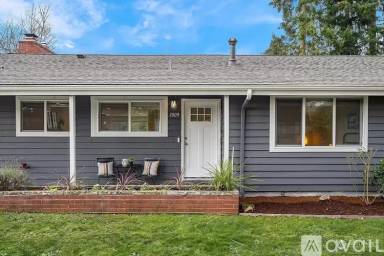 Main picture of 1009 166th Ave SE
