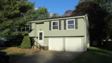 Main picture of 310 Trumbull Dr