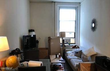 Main picture of 210 West 16th St