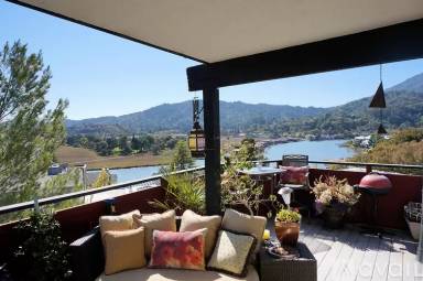 Main picture of 151 Upper Via Casitas