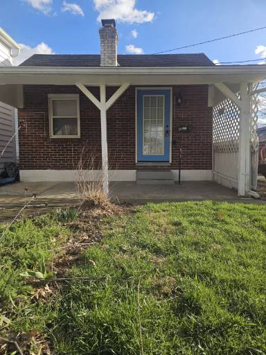 Main picture of 66 N Trine St